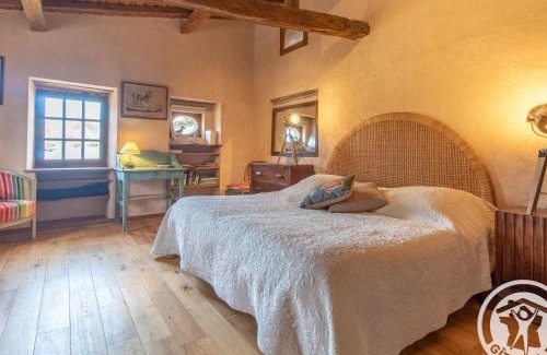 Brossay House | Tranquil Retreat Near Château with Scenic Views and Hiking