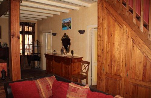 Mimizan-Plage House | Family-Friendly Maison Steps from the Ocean for 2-12 Guests