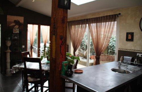 Mimizan-Plage House | Family-Friendly Maison Steps from the Ocean for 2-12 Guests