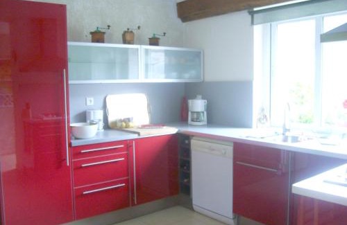 Lunas House | Inviting Maison de Taillevent with Mountain Views & Family-Friendly