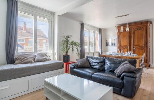 Amiens - Val-d'Avre House | Comfortable Maison with Garden Terrace in Amiens, Rated 9.2
