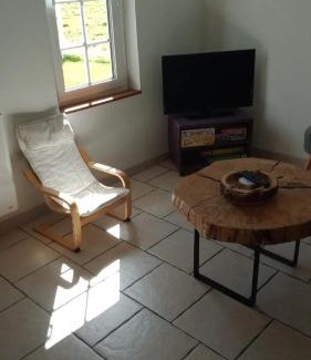 Epreville-en-Lieuvin House | Inviting Maison Conviviale with Garden in Epreville