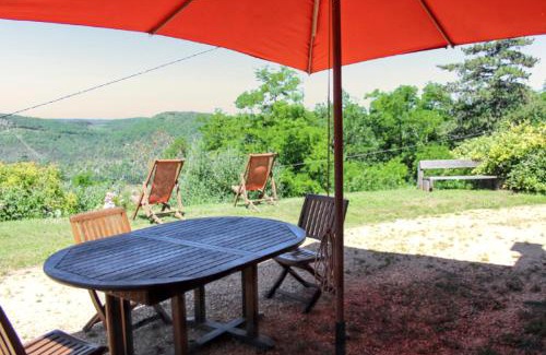 Saint-Cybranet House | Inviting Maison Conviviale in Saint Cybranet with Pool