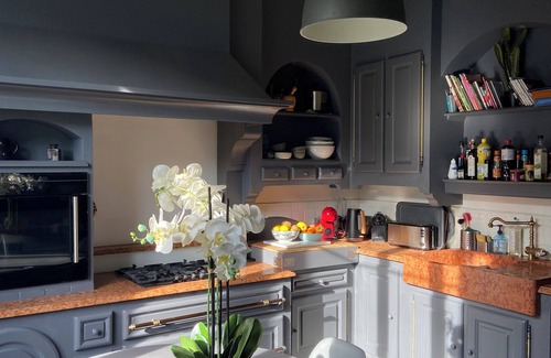 Colombes House | Unique Maison Conviviale de Caractère: Family-Friendly Escape
