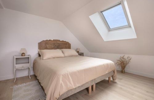 Saint-Armel House | Cozy Maison Steps from the Beautiful Golfe du Morbihan