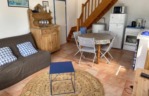 Locmaria House | Inviting Maison Locmaria: Child-Friendly Getaway for 4
