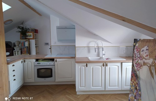 Sud House | Maison Cosy Jardin: Top-Rated 3-Bedroom Retreat with Parking