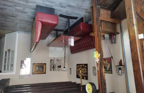 Fontanieres House | Pet-Friendly Maison Creusoise in Scenic Fontanières Village