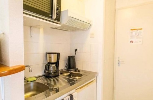 Les Epesses Condo | Charming Maison Cute Near Puy de Fou with Spa & Breakfast