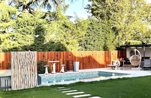 Meudon House | Elegant Maison D'exception with Pool Near Paris Attractions