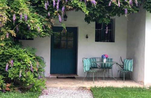 Saint-Martin-de-Seignanx Bed & Breakfast | Unforgettable Stay at Maison d'Hôtes Lartigot - 4 Star Perfection
