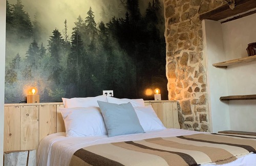 La Bastide-Clairence Bed & Breakfast | Discover Maison d'hôtes Perbos 1556: Eco-Friendly Getaway