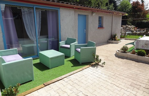 Cahors House | Pet-Friendly Maison D'hôtes "aux P'tits Loups de Cahors"