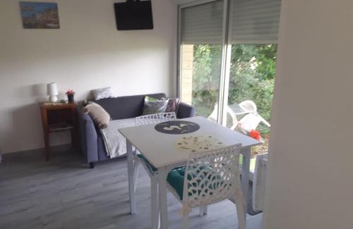 Ablon House | Relaxing Country Retreat: Independent Maison d'hôtes