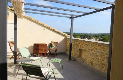Laudun Bed & Breakfast | Relax at Maison d'hôtes La Bignone with Spa & Hot Tub