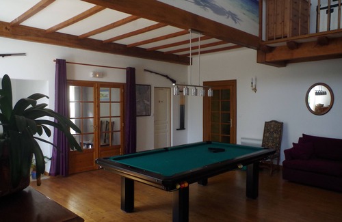 Courcelles Bed & Breakfast | Guest Rated 10/10: Maison d'Hôtes Le Cadran Solaire Escape