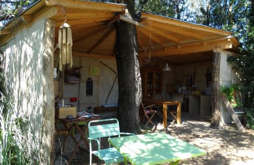 Cliousclat House | Discover Maison d'Hôtes Lou Cliou: Oceanfront Retreat