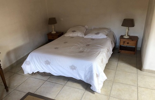 Puyricard House | Experience Unmatched Comfort at Maison d'hotes Les Petites Sources