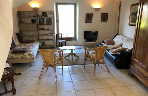 Puyricard House | Experience Unmatched Comfort at Maison d'hotes Les Petites Sources