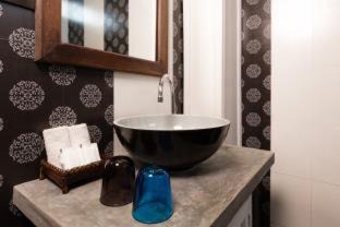 Luang Prabang Hotel | Unwind at Maison Dalabua: 4-Star Stay with Ocean Views