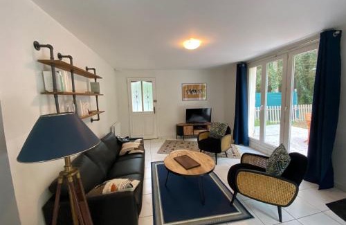 Le Coudray-Montceaux House | Scenic Retreat at Maison: Golf & Oceanfront Fun Await