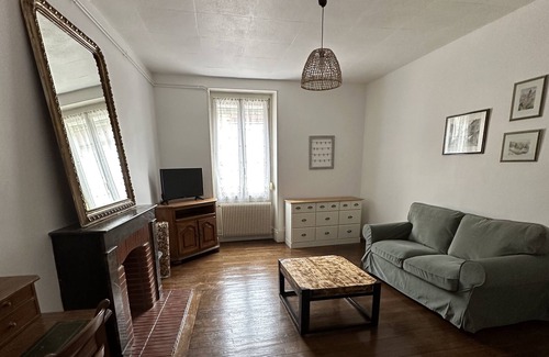 Semur-en-Auxois House | Cozy Maison Just 10 Minutes from Medieval City Center