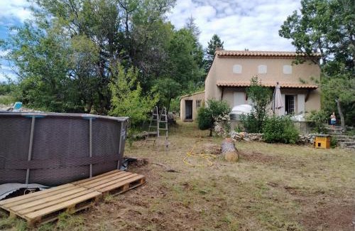 Monieux House | maison de 4000m2