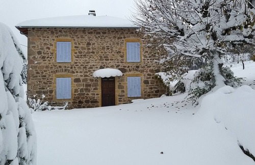 Thizy-les-Bourgs House | Family-Friendly Maison de Campagne, 8 Min from Lake Sapins