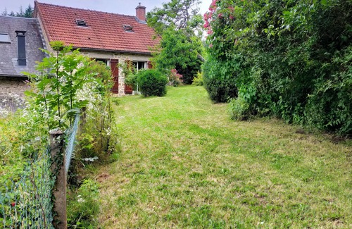 Saint-Goussaud House | Discover Maison de Campagne Saint Goussaud: Family & Pet-Friendly