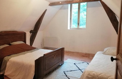 Arnage House | Charming Maison de Campagne Near 24h Racing Circuit