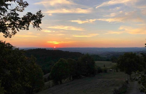 Fournoules House | Quaint Maison de Campagne: Family-Friendly Retreat in Nature