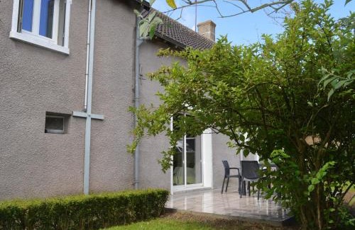 Poulaines House | Relaxing Countryside Retreat with Garden Near Loire Châteaux