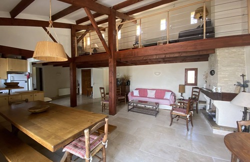 Villeneuve House | Relax at Maison de Campagne en Provence - 10/10 Guest Rated