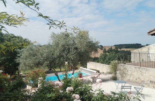 Saint-Mezard House | Family-Friendly Maison de Campagne in Northern Gers