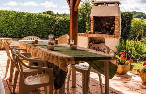 Montlauzun House | Discover Maison de Campagne "Monplaisir" in Quercy Blanc