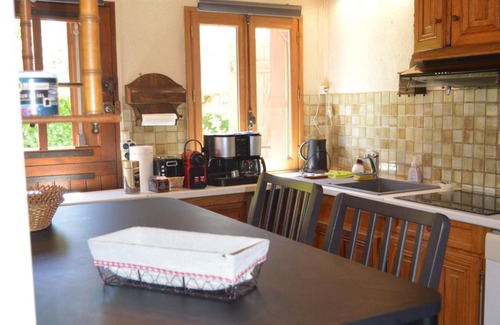 Veuil House | Charming Renovated Country Home with Garden near Valençay