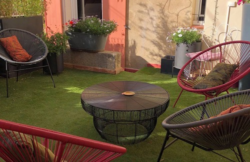 Salleles-d'Aude House | Charming Maison de Caractère by the Canal du Midi