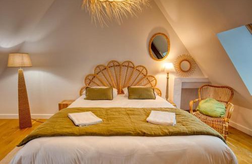 Auray House | Discover Maison de caractère ST GOUSTAN: 4-Star Retreat