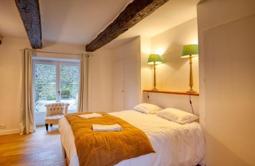 Auray House | Discover Maison de caractère ST GOUSTAN: 4-Star Retreat
