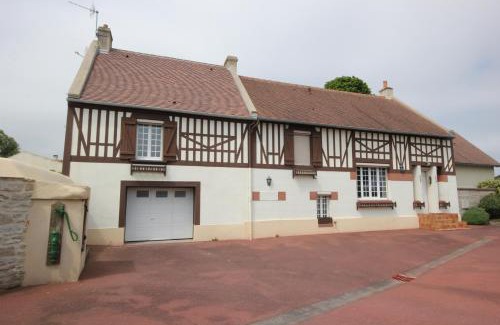 Langrune-sur-Mer House | Charming Maison de caractère Caprice Normand near Beaches