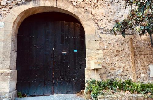 Robion House | Discover Maison de caractère in the Heart of Provence