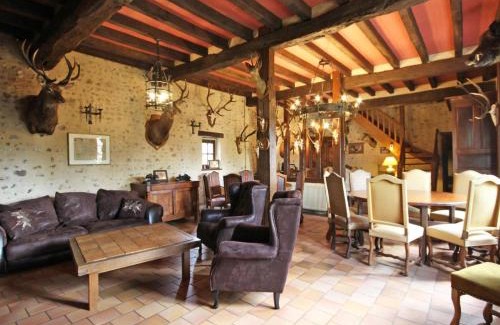 Longny les Villages House | Tranquil Gîte de Chasse with Garden, WIFI & Pet Friendly
