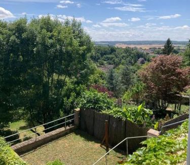 Neauphle-le-Chateau House | Cozy Maison de Charme in Neauphle le Chateau - Family Friendly