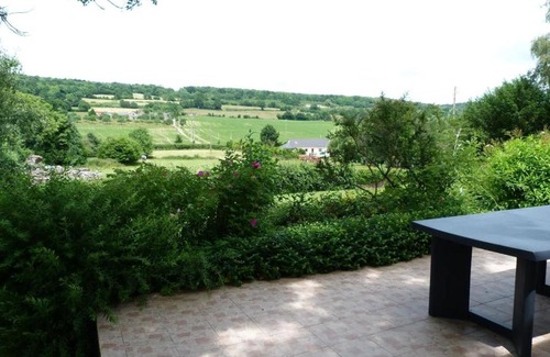 Saint-Remy-de-Sille House | Tranquil Maison de Pierre: Family and Pet-Friendly Retreat
