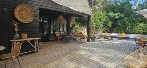 L'Herbe Villa | Charming Maison de Charme à l'Herbe: Pet-Friendly Retreat