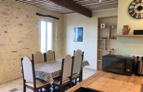 Les Mees House | Charming Maison de Charme in a Picturesque Provençal Hamlet