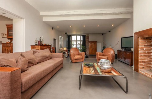 Lisle-sur-Tarn House | Relaxing Retreat with Pool in Hypercentre - Maison de charme