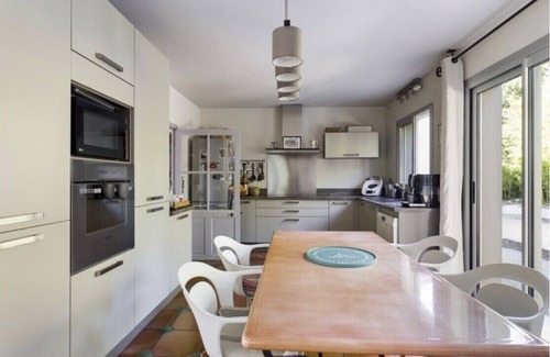 Jonquieres-Saint-Vincent Villa | Experience Maison de Famille with Pool & Spa in Triangle