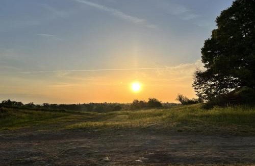 Mazirat House | Idyllic Maison de Ferme avec Vue sur Vallée et Terrasse