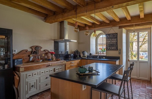 Montceau-et-Echarnant House | Enchanting Maison de Charme in Bourgogne with Spa & More